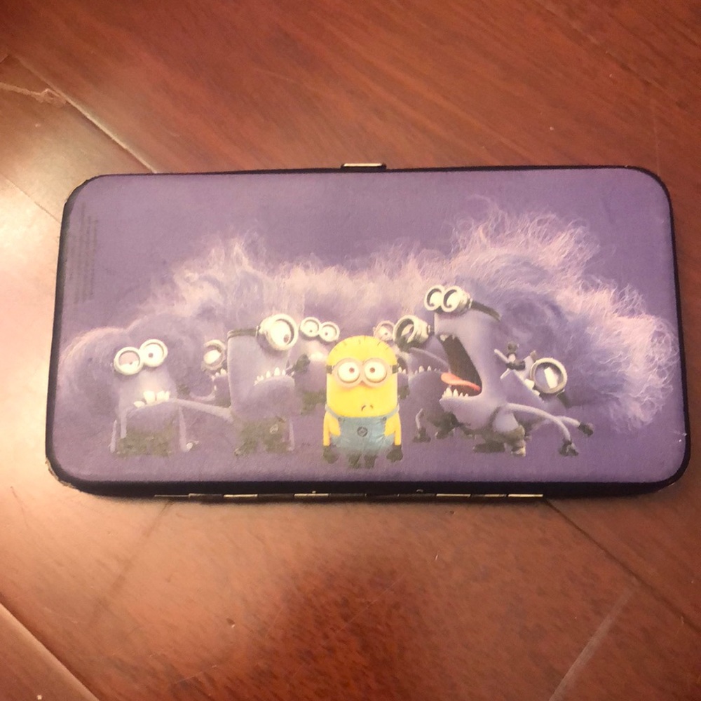 Minions wallet